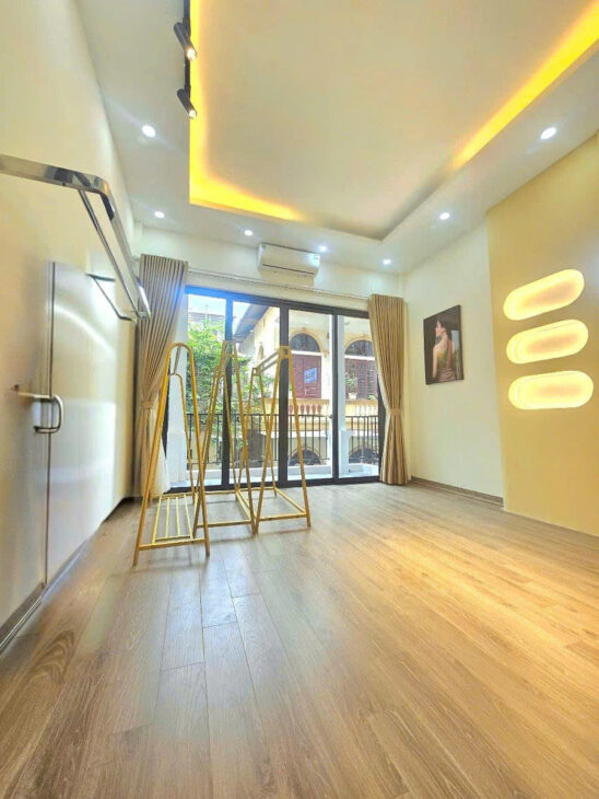 PL HOÀNG VĂN THÁI – Ô TÔ TRÁNH – KINH DOANH – DT 55m2 MT 4.1m Giá 15.5 tỷ