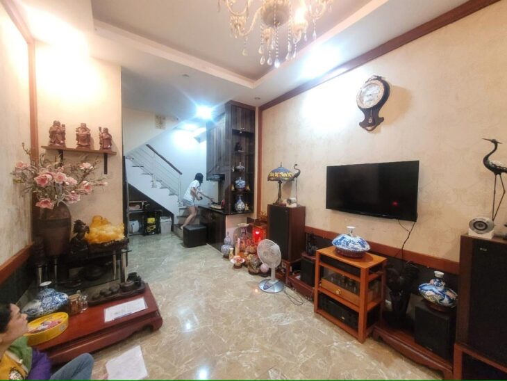 NHÀ ĐẸP TÔN ĐỨC THẮNG-PHÂN LÔ-2 THOÁNG-5T-GIÁ 7,6 TỶ NHÀ ĐẸP TÔN ĐỨC THẮNG-PHÂN LÔ-2