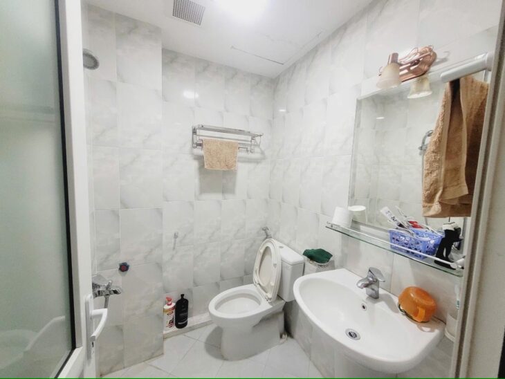NHÀ ĐẸP TÔN ĐỨC THẮNG-PHÂN LÔ-2 THOÁNG-5T-GIÁ 7,6 TỶ NHÀ ĐẸP TÔN ĐỨC THẮNG-PHÂN LÔ-2