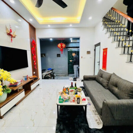 NHÀ ĐẸP – NGÕ THÔNG – CÁCH MẶT PHỐ 15M – KINH DOANH ONLINE – SÁT CÔNG VIÊN GIÁ 5 TỶ 950 TRIỆU