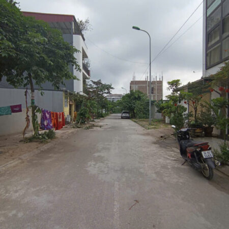 Bán đất Phân Lô 46m2 Ô Tô Tránh Vỉa Hè Rộng Sổ Đẹp Kinh Doanh Đỉnh Giá Bất Ngờ Tại Khu VIP Trâu Quỳ!