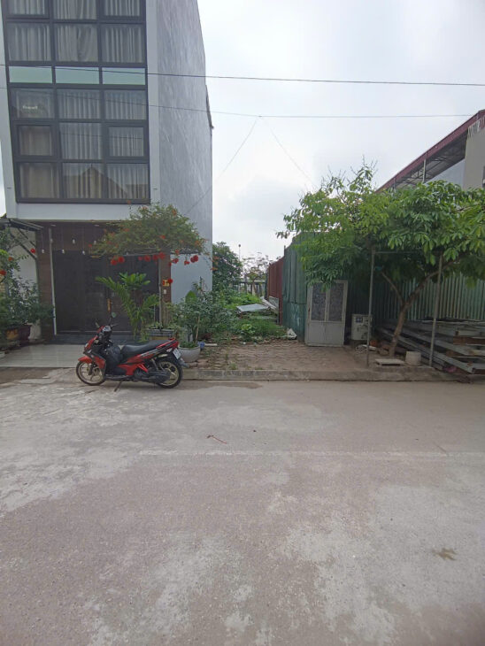 Bán đất Phân Lô 46m2 Ô Tô Tránh Vỉa Hè Rộng Sổ Đẹp Kinh Doanh Đỉnh Giá Bất Ngờ Tại Khu VIP Trâu Quỳ!