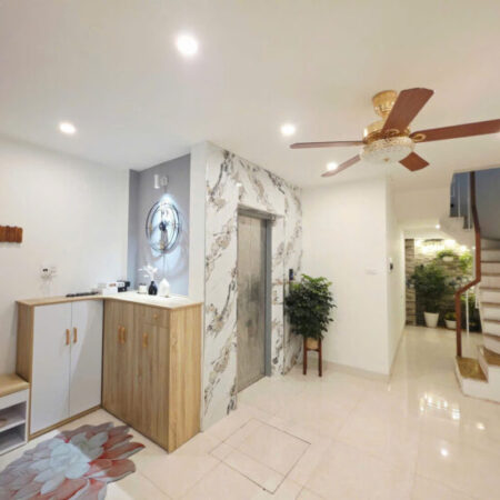 NHÀ NGỌC HÀ – 7 TẦNG THANG MÁY – DT 31m2 7 tầng mặt tiền 4m Giá 8.2 tỷ