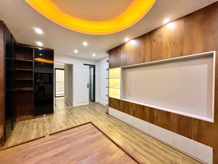 HIẾM,NHÀ LÔ GÓC PHƯƠNG CANH,GẦN OTO TRÁNH,40M2x5T,MT=5.5M, NHỈNH 6 TỶ