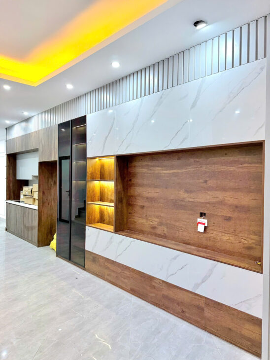 BÁN NHÀ ĐỨC DIỄN 35M2X5T,LÔ GÓC,Ô TÔ TRÁNH, BÃI XE Ô TÔ CÁCH NHÀ 100M,7 TỶ