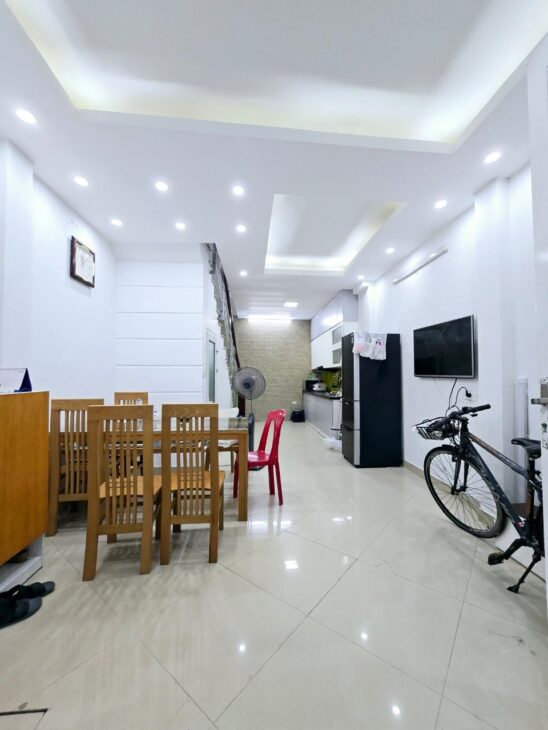 BÁN NHÀ ĐẸP DÂN XÂY TRUNG LIỆT-THÁI HÀ – 40M2- 5T – MT 4.1M GIÁ CHỈ 9.5 TỶ