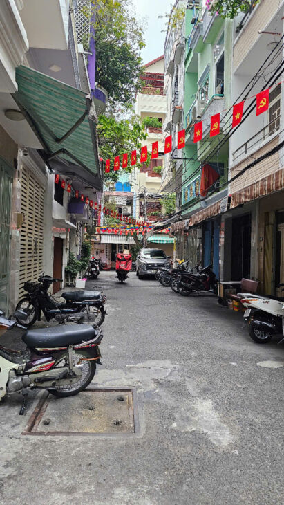 MẶT TIỀN ĐƯỜNG SỐ GIAO KHÁNH HỘI 1 ĐỜI CHỦ DUY NHẤT CÓ 7 TỶ x