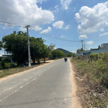 Bán 12mx60m đất ONT Đường Nguyễn Minh Châu – TX LaGi giá ngộp 200tr/m ngang Bán 12mx60m đất ONT Đường Nguyễn Minh Châu – TX LaGi giá ngộp 200tr/m ngang