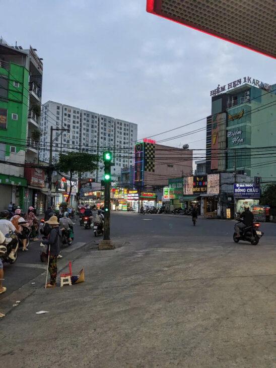 Bán nhà MTKD Bình Long 4x27m. Nhà 1 lầu ok. Giá 14.8 Tỷ, Tân Phú, Khu kinh doanh xầm uất.