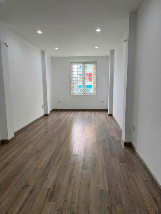 TÂY SƠN – Ô TÔ TRÁNH – KINH DOANH DT 34m2 6 tầng MT 3.1m Giá 12.3 tỷ