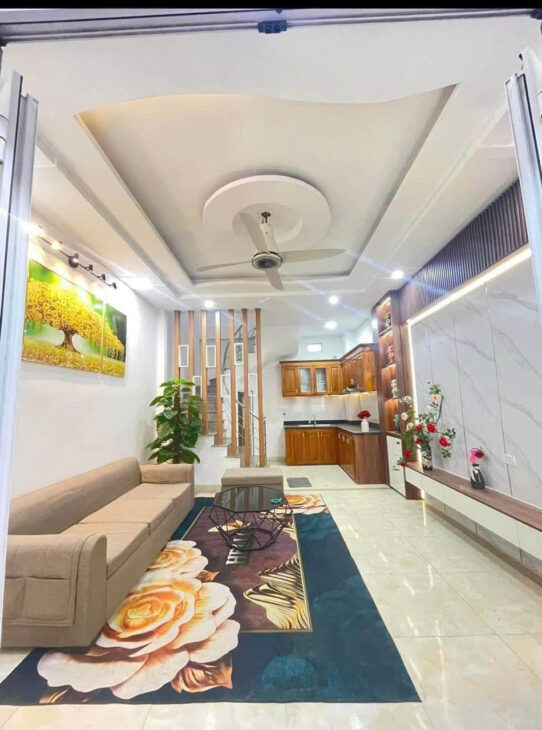 Cần Bán Nhà Lĩnh Nam 30m 5 Tầng 4 Ngủ Nhà Mới Giá 4.1 Tỷ Sổ Chung