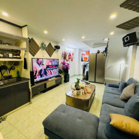 Bán nhà Qua Nhân – Mặt ngõ kinh doanh 40m ra phố sát doanh trại Quân Đội chỉ hơn 8 tỷ