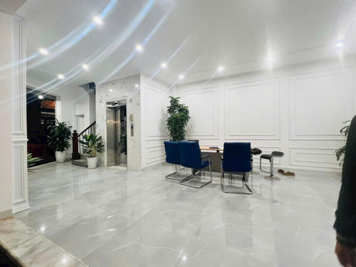 Khuât Duy Tiến Thang Máy – Kinh Doanh Oto Đỗ Cửa DT 50m x 8 tầng Giá 25.9 tỷ