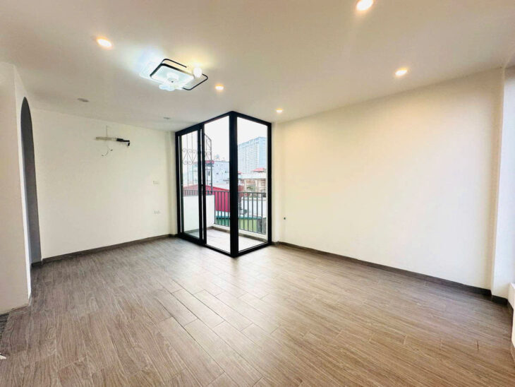 BÁN NHÀ ĐỘI CẤN, BA ĐÌNH, 39M2 7 TẦNG MT 4M GIÁ 8.2TỶ- NGÕ THÔNG-GẦN HỒ SÁT PHỐ – GẦN LĂNG BÁC.