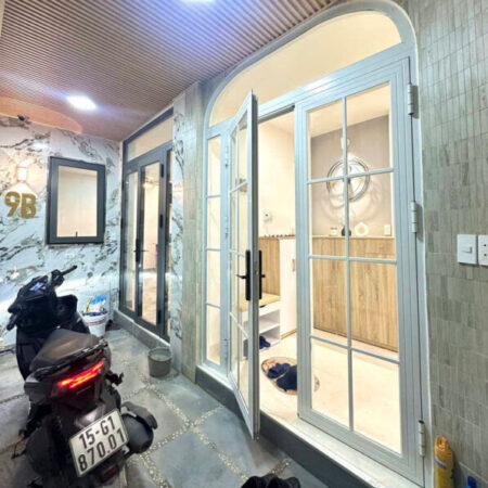 BÁN NHÀ ĐỘI CẤN, BA ĐÌNH, 39M2 7 TẦNG MT 4M GIÁ 8.2TỶ- NGÕ THÔNG-GẦN HỒ SÁT PHỐ – GẦN LĂNG BÁC.