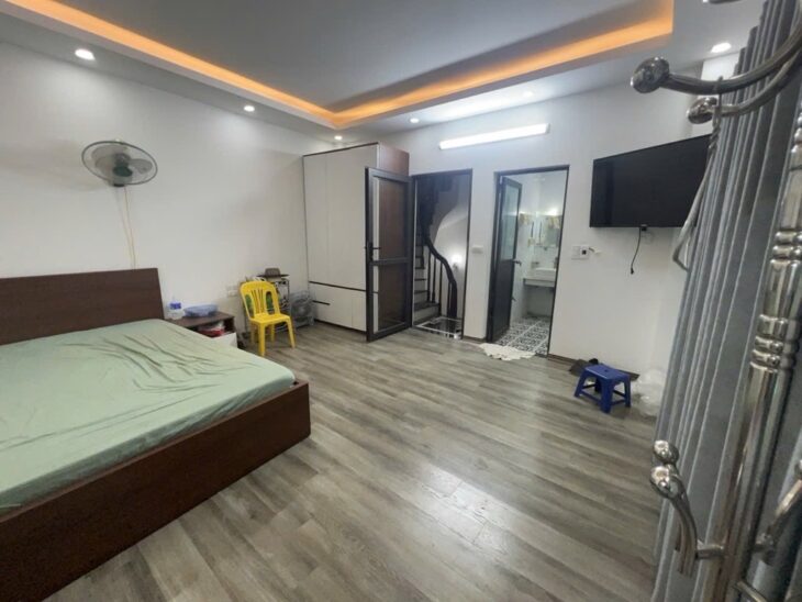 BÁN NHÀ DÂN XÂY PHỐ HOÀNG MAI-5TẦNG-30/49M2 -MT. 5 M GIÁ CHỈ 6.5 TỶ