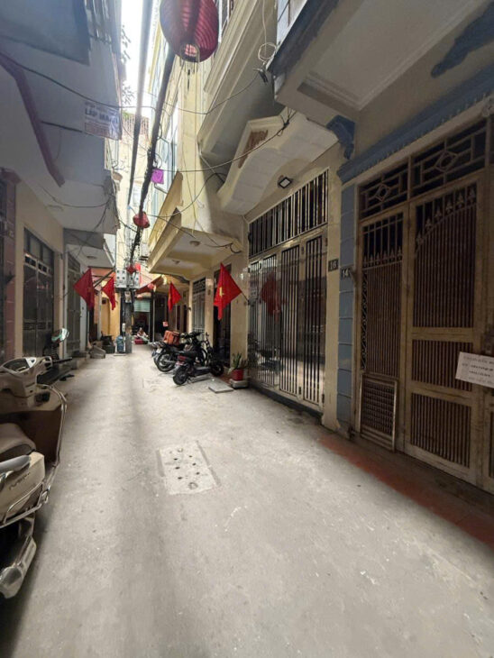 7,95 TỶ – NHÀ PHỐ TRUNG PHỤNG 36m x 5 TẦNG – Ngõ nông gần phố