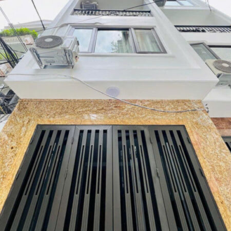 Bán nhà Hoàng Cầu – 33m x 6 tầng mới tinh Lô góc – Full nội thất giá 8 tỷ