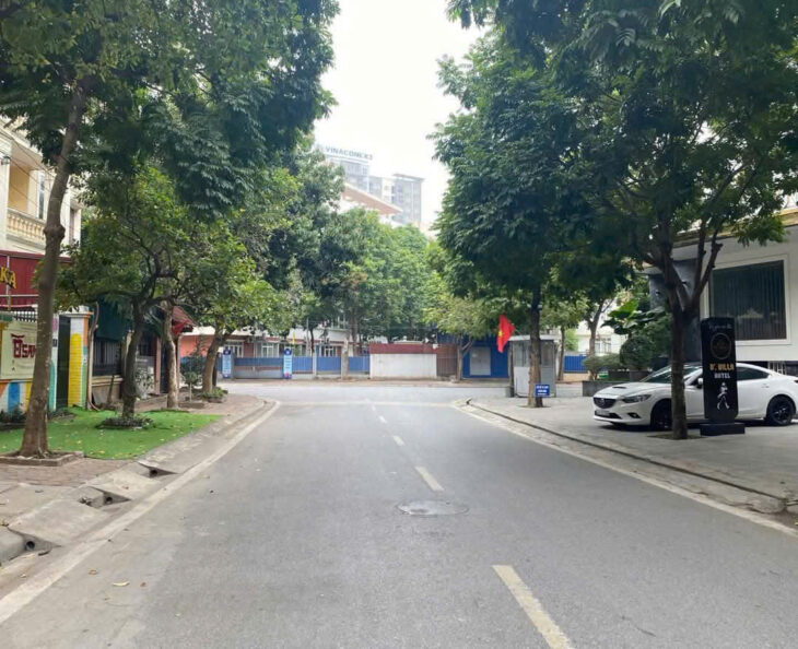 Bán 5 căn biệt thự liền kề Trung Văn, 70- 105-217m2, sổ đỏ chính chủ, giá tốt