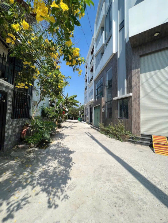 CĂN GÓC THOÁNG, 5.5X10M, XÂY FULL 4 LẦU, HẺM XE HƠI, NỘI THẤT XỊN