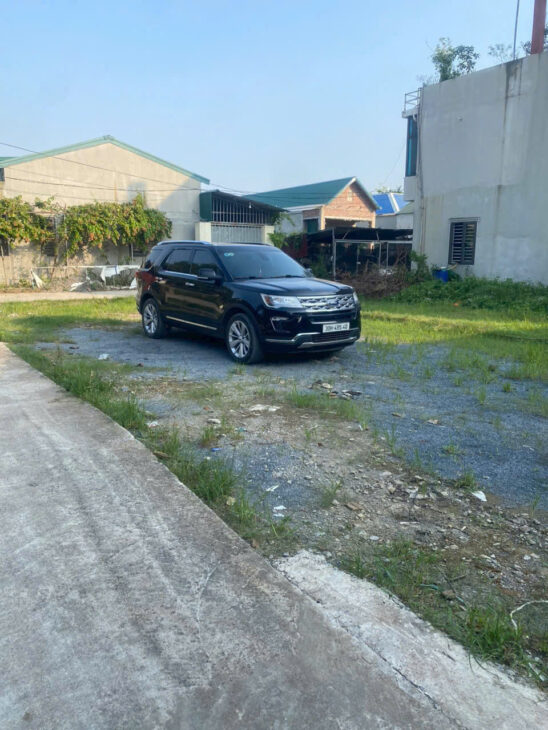 68m 3 mặt tiền đường thông oto 7 chỗ đỗ cửa