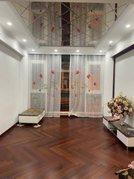 PHÂN LÔ VŨ HỮU – Ô TÔ TRÁNH – 3 THOÁNG DT 54m2 5 tầng MT 4.1m Giá 18.3 tỷ