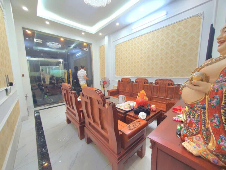 NHÀ KHƯƠNG ĐÌNH – Ô TÔ – KINH DOANH DT 41m2 5 tầng mặt tiền 3.6 tỷ giá 11.5 tỷ.