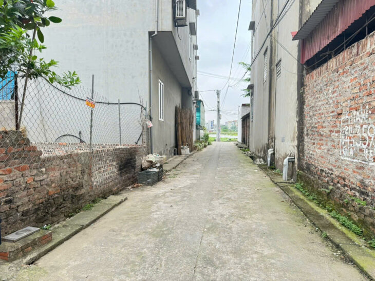 Đất đẹp thôn Phố Yên, Tiền Phong, Mê Linh. Gần đường quốc lộ 23, và chợ Yên