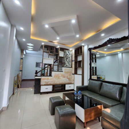 Bán nhà 39m 4 tầng 5 ngủ 2 thoáng trước sau cực hiếm tại Thạch Bàn Long Biên