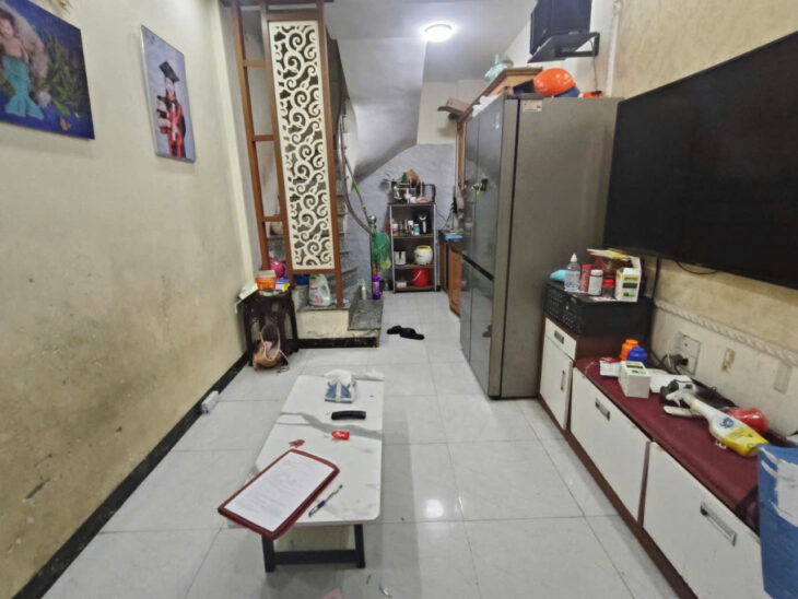 Cần Bán nhà Yên Sở Hoàng Mai, 20 m .4 Tầng . Giá 2.6 Tỷ. Sổ Đỏ Chung