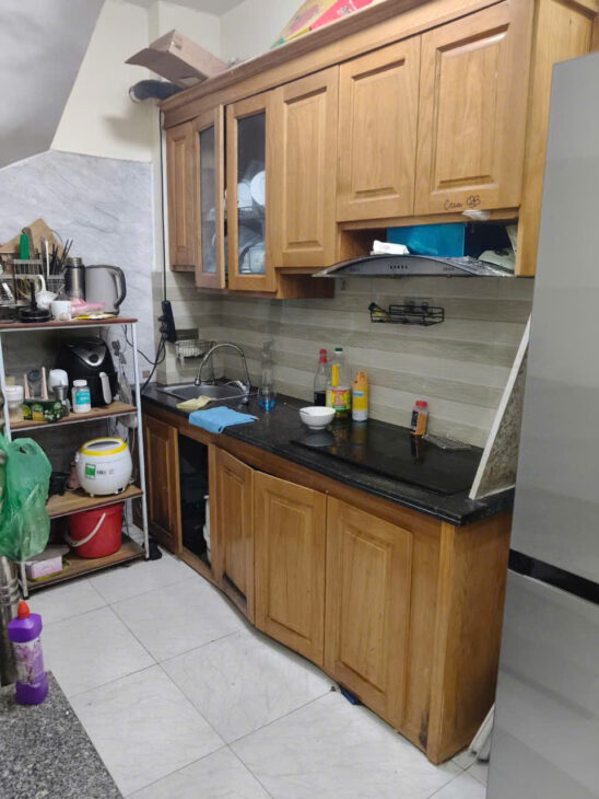 Cần Bán nhà Yên Sở Hoàng Mai, 20 m .4 Tầng . Giá 2.6 Tỷ. Sổ Đỏ Chung
