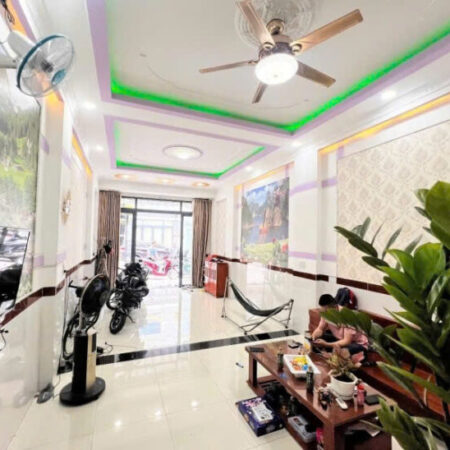 BÁN NHÀ 3 TẦNG TÂN ĐÔNG HIỆP DĨ AN BÌNH DƯƠNG ( 70M2 ( 4M x 17.5M )