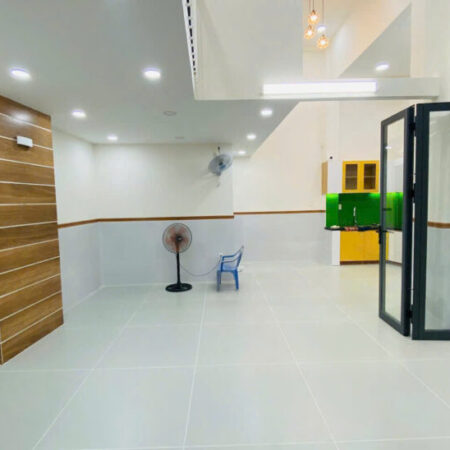 Bán nhà Hẻm an ninh Tứ Hải Ph6 Tân Bình. Dt 8x8m 1 lủng 1 lầu đẹp. Giá 6.38 tỷ tl SHR dọn ở liền.