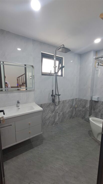 Bán nhà 5 tầng, 50m², 4PN, 3WC, ô tô 7 chỗ vào nhà – Thanh Trì – 7.3 tỷ – 0844444453