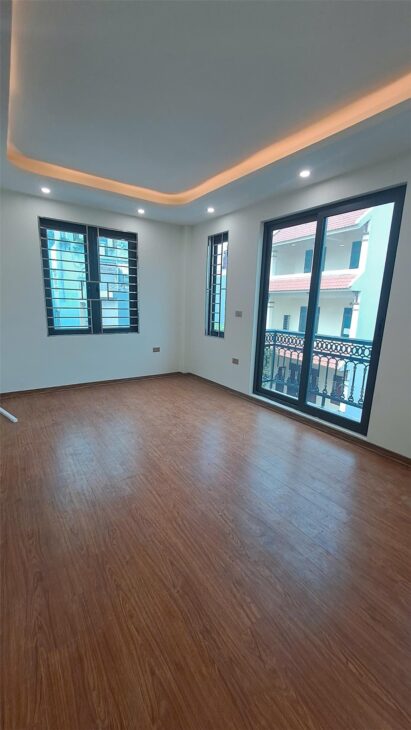 Bán nhà 5 tầng, 50m², 4PN, 3WC, ô tô 7 chỗ vào nhà – Thanh Trì – 7.3 tỷ – 0844444453