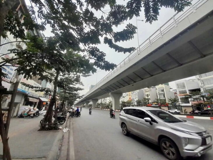 Bán gấp nhà mặt phố minh khai 59m2*4T, MT4.2 vỉa hè lớn kinh doanh giá 22 tỷ