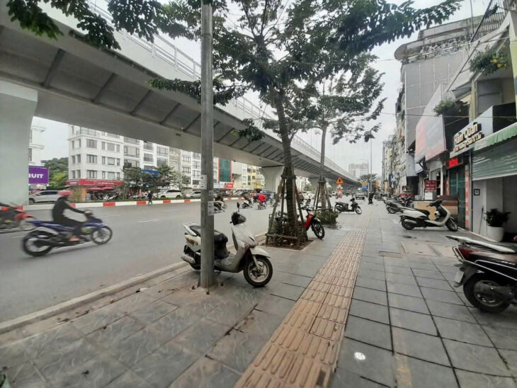Bán gấp nhà mặt phố minh khai 59m2*4T, MT4.2 vỉa hè lớn kinh doanh giá 22 tỷ
