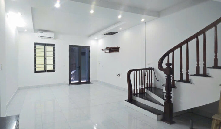 Bán Căn Nhà Tam Trinh Xây Mới 2 Tầng 2 Phòng Ngủ Giá 2.68 Tỷ Nhà Chưa Sổ