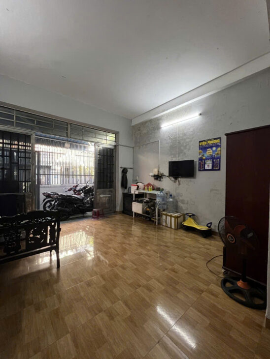 RẺ HIẾM CÓ – Nhà 2 tầng Nguyễn Trung Trực, dt 106m2, ngang 6m, sát mặt tiền, chỉ 3,85 tỷ TLCC