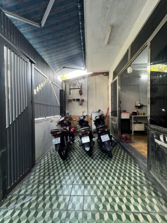 RẺ HIẾM CÓ – Nhà 2 tầng Nguyễn Trung Trực, dt 106m2, ngang 6m, sát mặt tiền, chỉ 3,85 tỷ TLCC