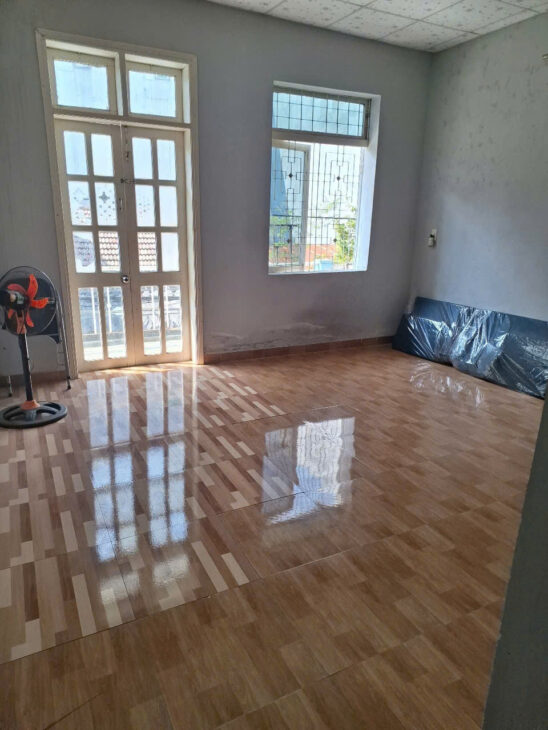 RẺ HIẾM CÓ – Nhà 2 tầng Nguyễn Trung Trực, dt 106m2, ngang 6m, sát mặt tiền, chỉ 3,85 tỷ TLCC