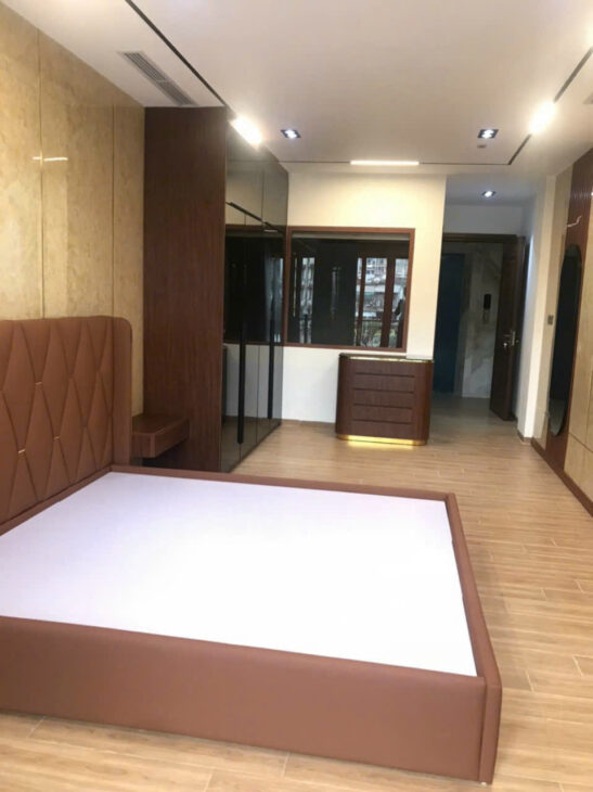 chủ giảm 1 tỷ, chỉ còn 15,5 tỷ căn liền kề THỊNH LIỆT, 65M, 5tầng, mặt tiền 5m, ở kinh doanh hết ý