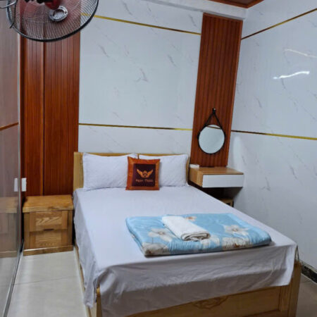 Cần nhượng lại nhà nghỉ ở Văn Quán, Hà Đông, Hà Nội. liên hệ: 0978802252