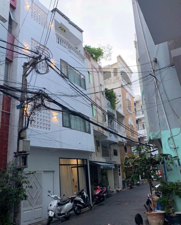 BÁN NHÀ HXH TRƯỜNG SA, PHÚ NHUẬN CÁCH trước mặt 20M CHỈ 6.9 TỶ