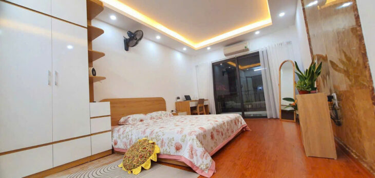 GĐ em cần bán gấp nhà Ngọc Thụy – 5 Tầng, Gần Ô Tô, Gần Hồng Tiến – Giá nhỉnh 8 Tỷ