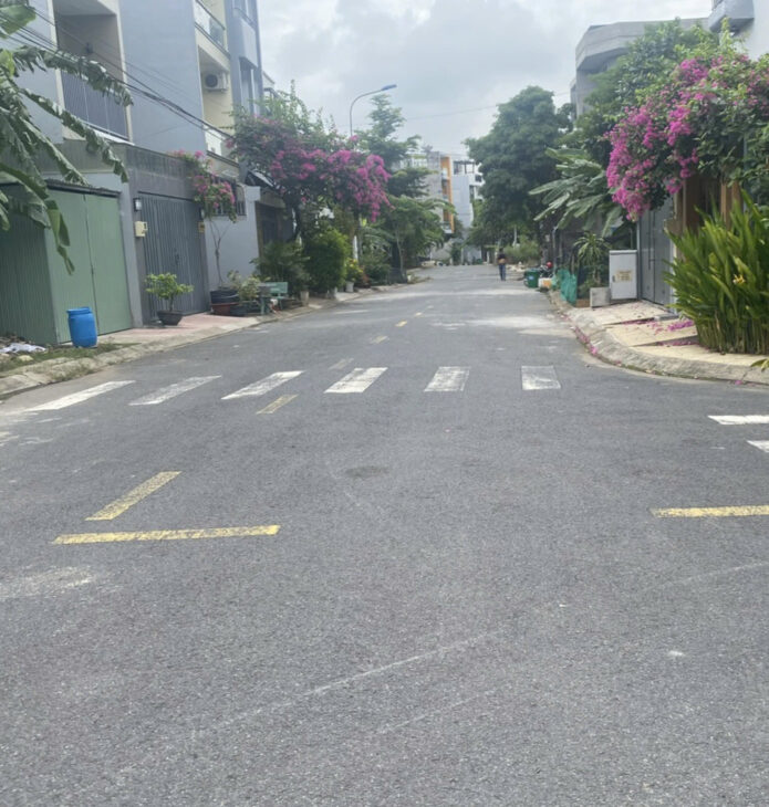 BÁN ĐẤT PHÂN LÔ ĐƯỜNG BƯNG ÔNG THOÀN, PHÚ HỮU – NGANG 5M, 100M2, GIÁ 6.2 TỶ