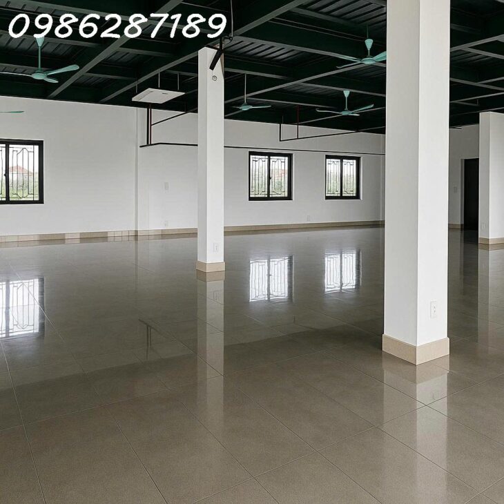 Mặt Bằng Lớn, Vị Trí Vàng! Cho Thuê Nhà 5 Tầng 2.000m² Trung Tâm Lương Tài, Bắc Ninh