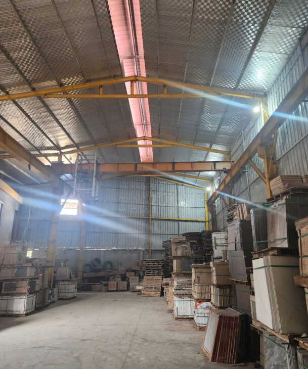 bán 200m mặt quốc lộ 6 Phú Nghĩa-Chương Mỹ-HN tặng thêm 251m full ont và nhà sưởng mới dựng hết 5