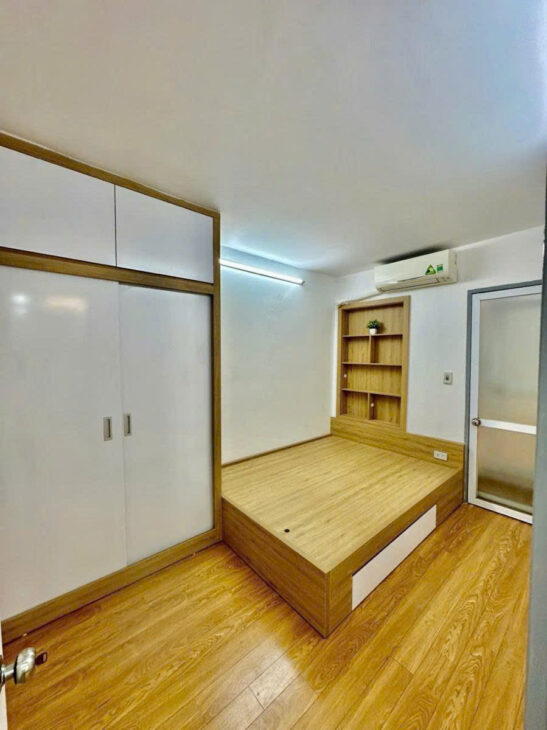 Nguyễn Chính = Hoàng Mai, – Hà Nội