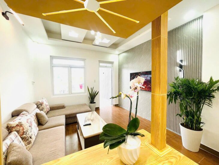 NHÀ ĐẸP SỔ XÂY DỰNG NHƯ TRONG HÌNH TẠI CAO THẮNG P7 ĐÀ LẠT, cách chợ Ngô Quyền chỉ 400m